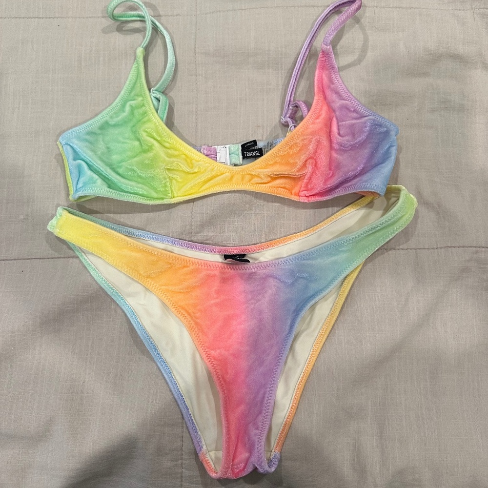 Triangl Bikini